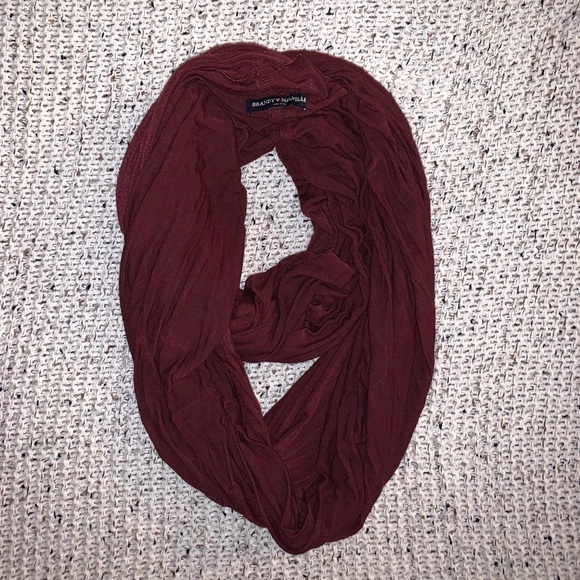 Brandy Melville Reese Scarf - Picture 2 of 2